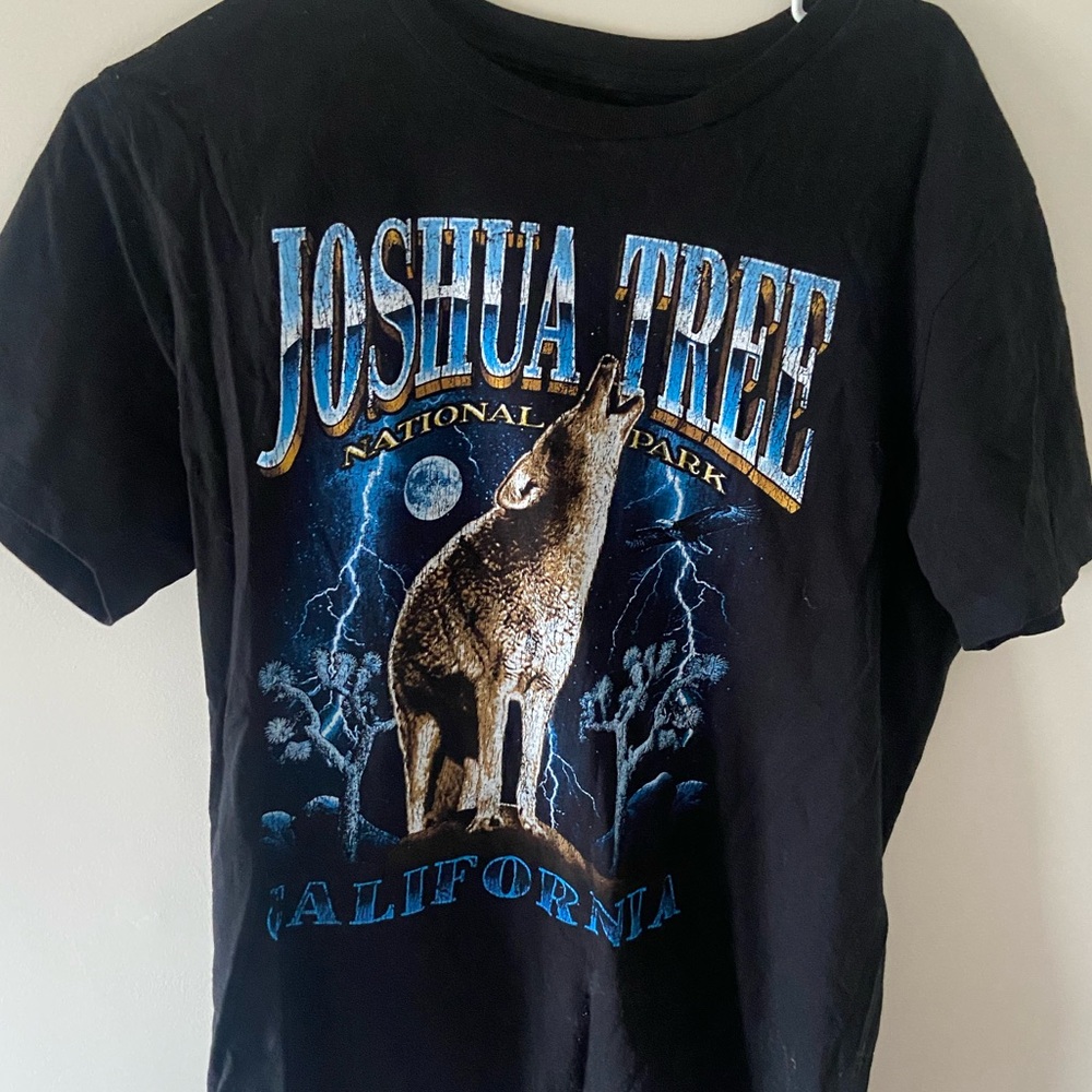 Joshua Tree Graphic Tee